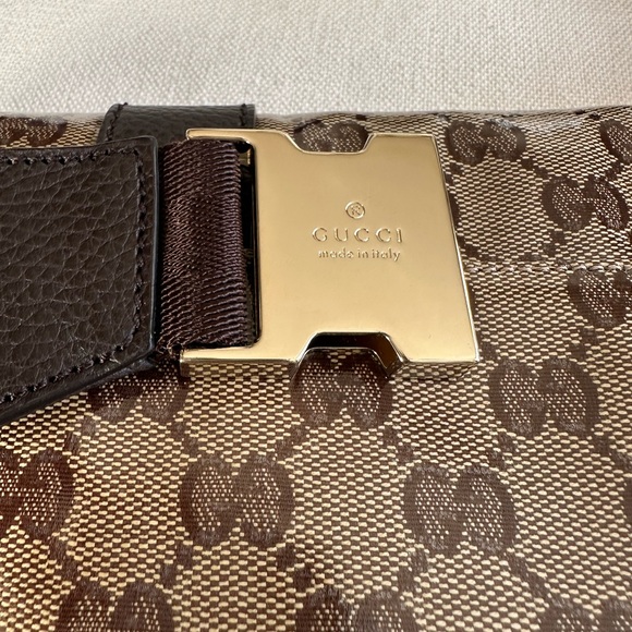 Authentic Gucci Fanny Pack - Picture 9 of 16